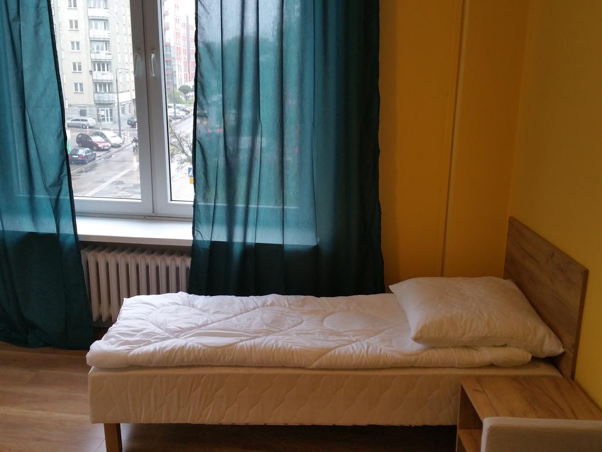 Kaktus Guest House 2 Варшава Екстер'єр фото