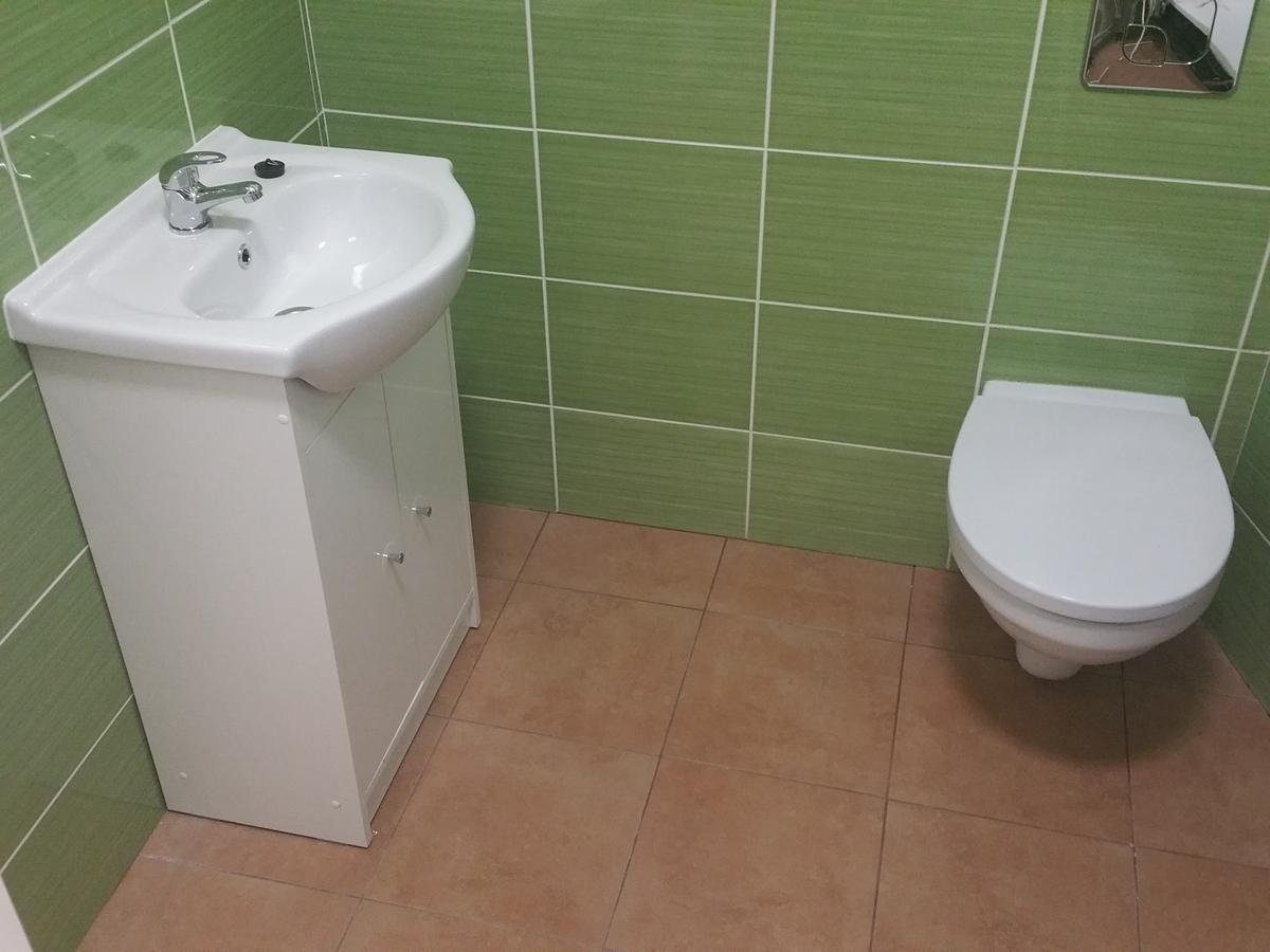 Kaktus Guest House 2 Варшава Екстер'єр фото