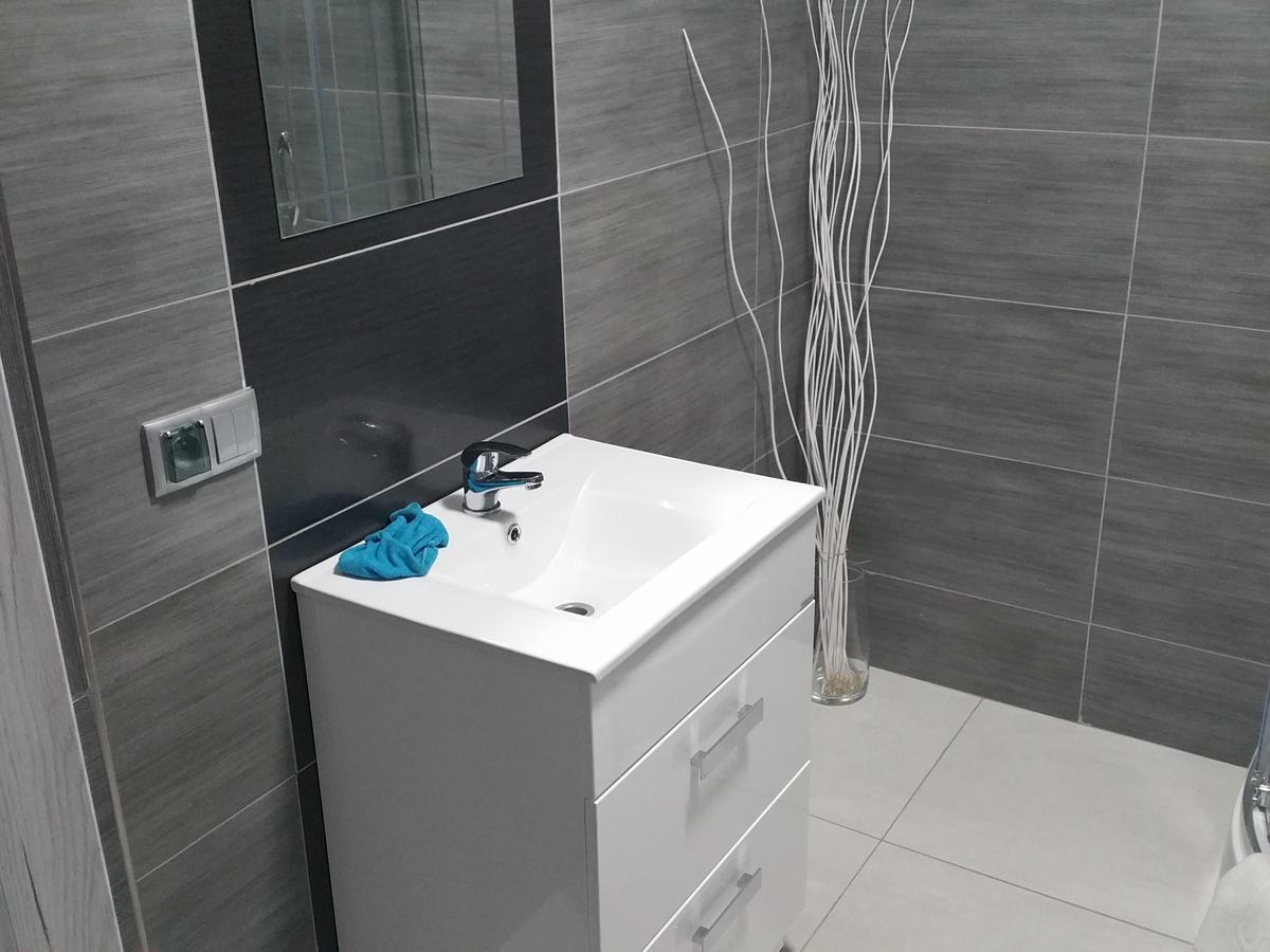 Kaktus Guest House 2 Варшава Екстер'єр фото